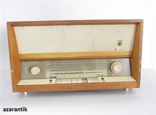 رادیو لامپی قدیمی گروندیک کد 395