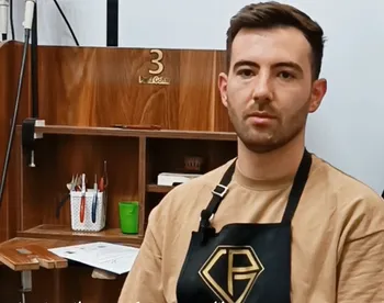 نظرات آقای آریا صابردوره فروشندگی طلا و طلاسازی مرند